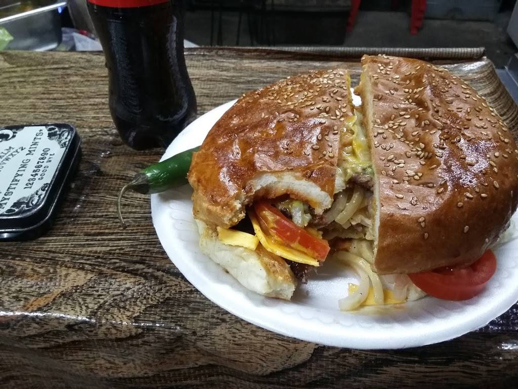 Pacanos Burguer & Hot-Dogs | restaurant | Popular 1989, 22810 Ensenada, B.C., Mexico | 016461094577 OR +52 646 109 4577