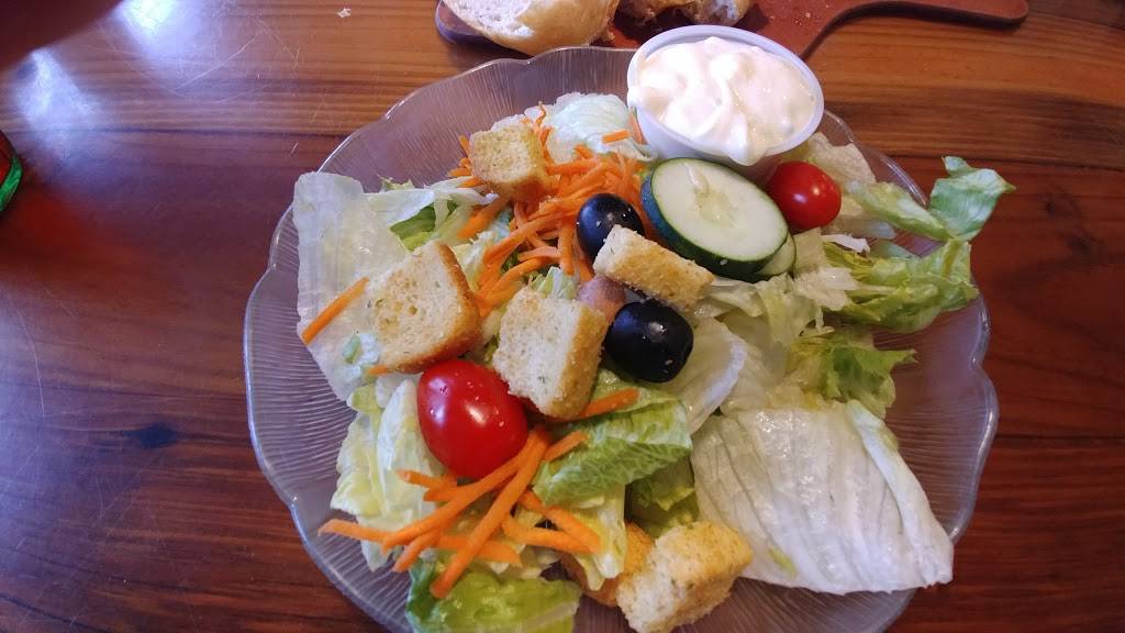 U.S.S. Chowder Pot IV | restaurant | 165 Brainard Rd, Hartford, CT 06114, USA | 8602443311 OR +1 860-244-3311