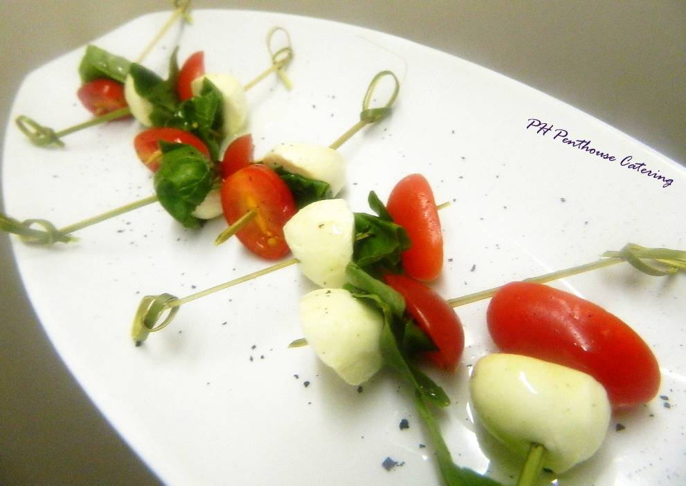 Penthouse Catering | restaurant | 1527 Victoria Park Ave, Scarborough, ON M1L 2N5, Canada | 6477067277 OR +1 647-706-7277