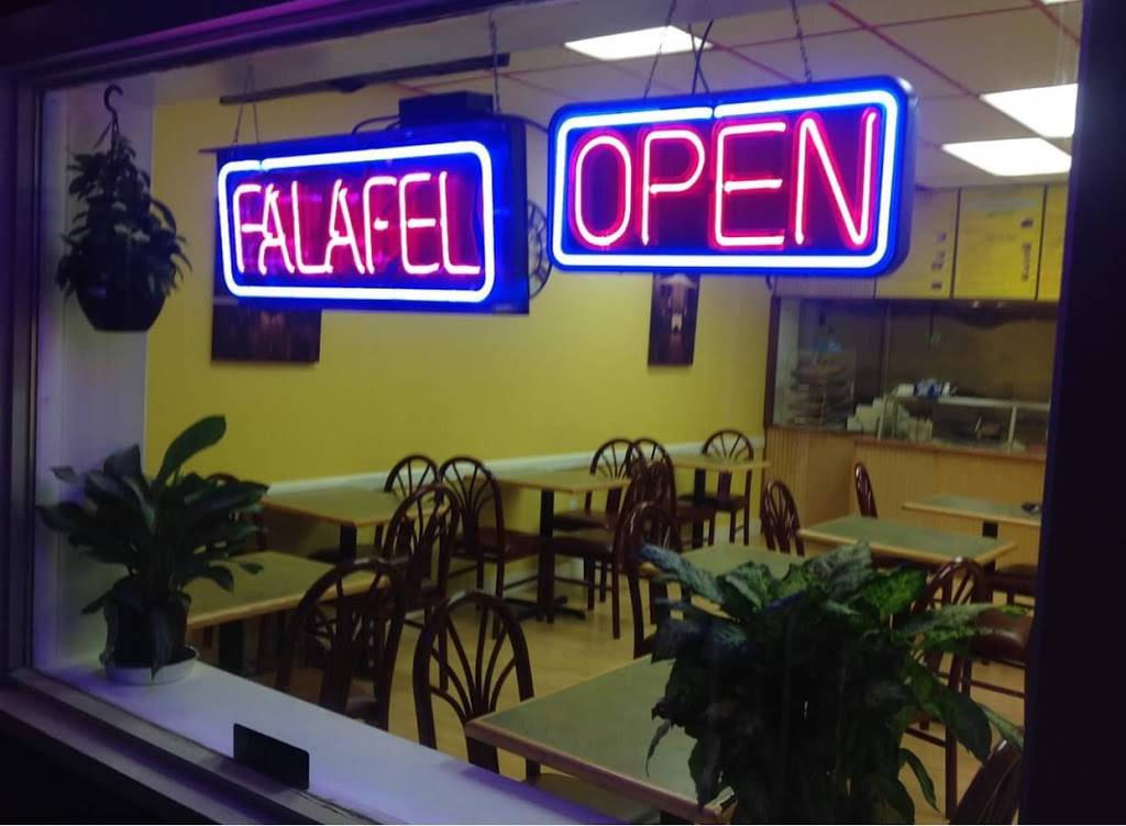 Pita Pockets Amherst | restaurant | Pita Pockets, 103 N Pleasant St, Amherst, MA 01002, USA | 4132563600 OR +1 413-256-3600