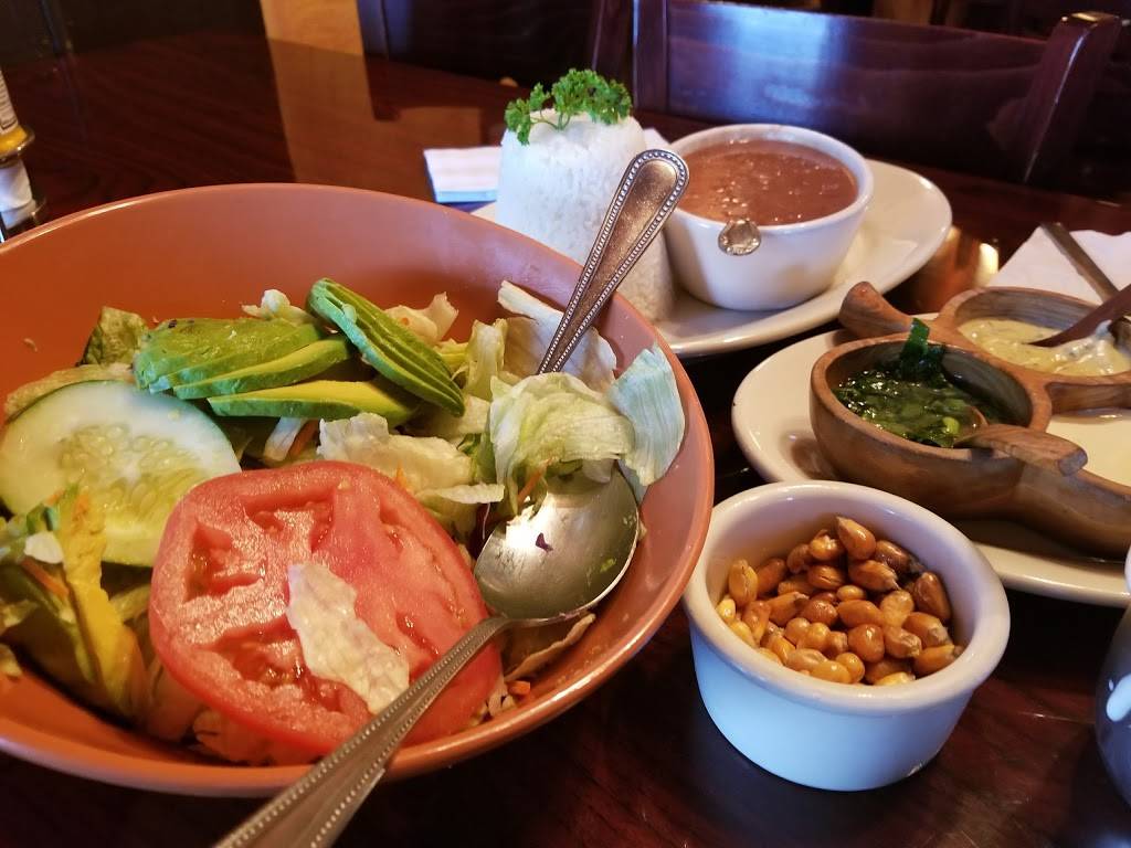 Brazas Chicken | restaurant | 4797 S Orange Ave, Orlando, FL 32806, USA | 4075820506 OR +1 407-582-0506