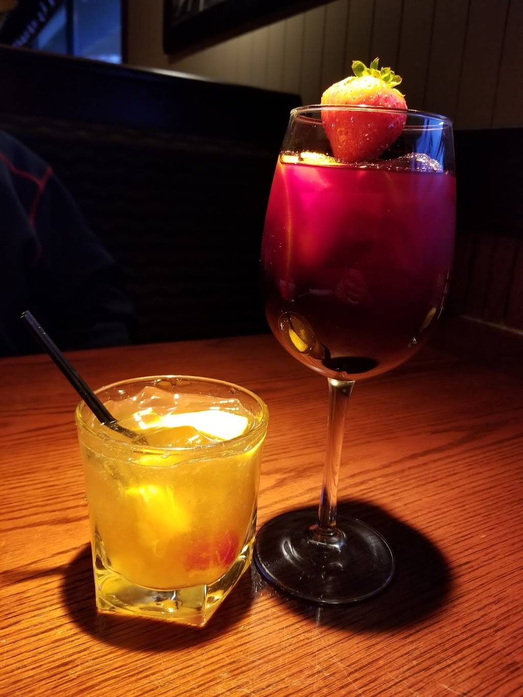 Red Lobster | restaurant | 5061 N Oracle Rd, Tucson, AZ 85704, USA | 5202939174 OR +1 520-293-9174