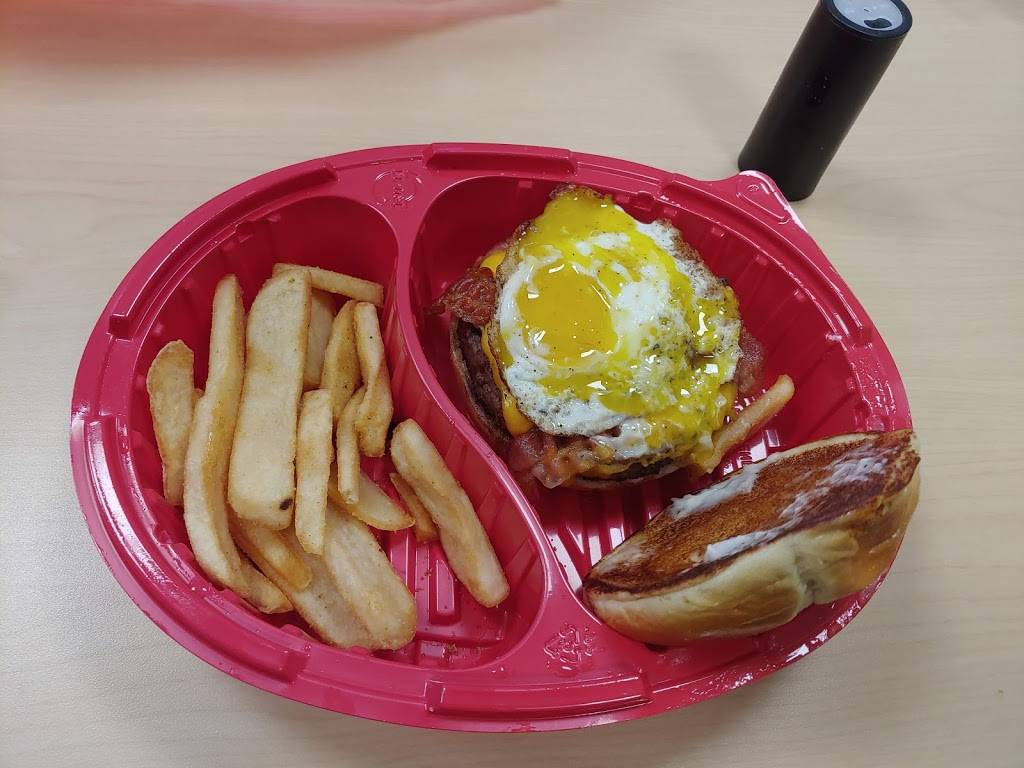 Red Robin Gourmet Burgers and Brews | restaurant | 40 N Dupont Hwy, Dover, DE 19901, USA | 3024593300 OR +1 302-459-3300