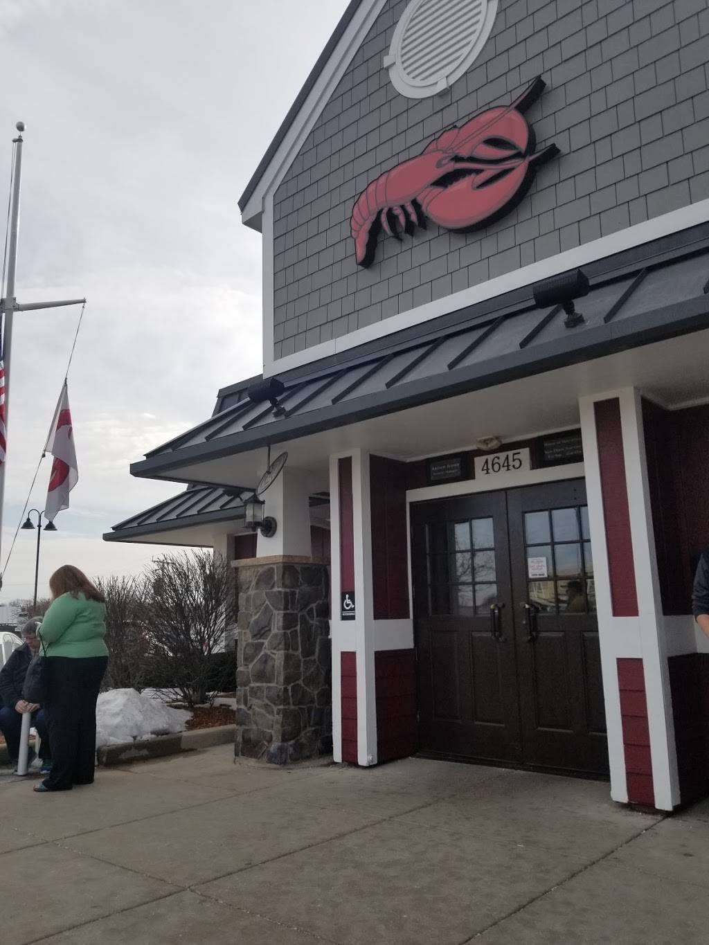 Red Lobster | restaurant | 4645 S 76th St, Greenfield, WI 53220, USA | 4142814030 OR +1 414-281-4030
