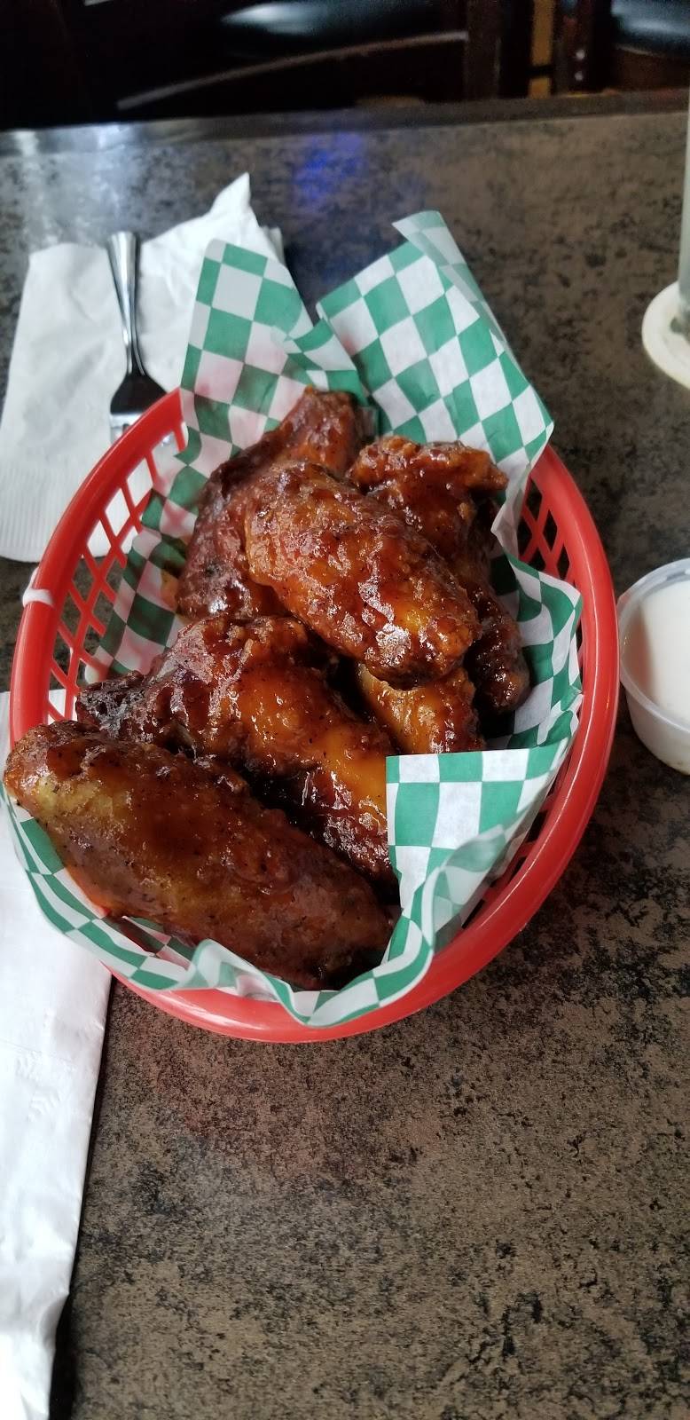 Jimmys Bar & Grill | restaurant | 3017 SW Multnomah Blvd, Portland, OR 97219, USA | 5032932100 OR +1 503-293-2100