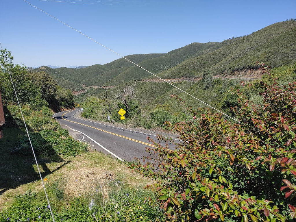 Priest Station Cafe & Cabins | restaurant | 16756 CA-120, Big Oak Flat, CA 95305, USA | 2099621888 OR +1 209-962-1888