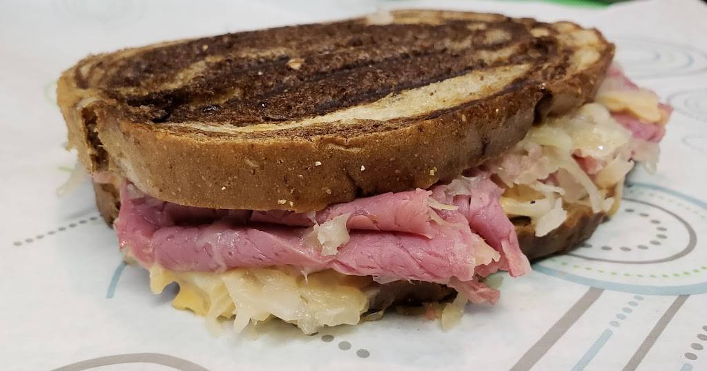 Bringers at Loggers | restaurant | 1215 S River Rd, Saginaw, MI 48609, USA | 9893411024 OR +1 989-341-1024