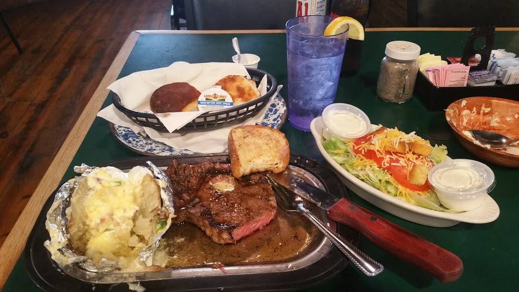 Lakeview Catfish Restaurant | restaurant | 9701 US-90, Moss Point, MS 39562, USA | 2284753552 OR +1 228-475-3552