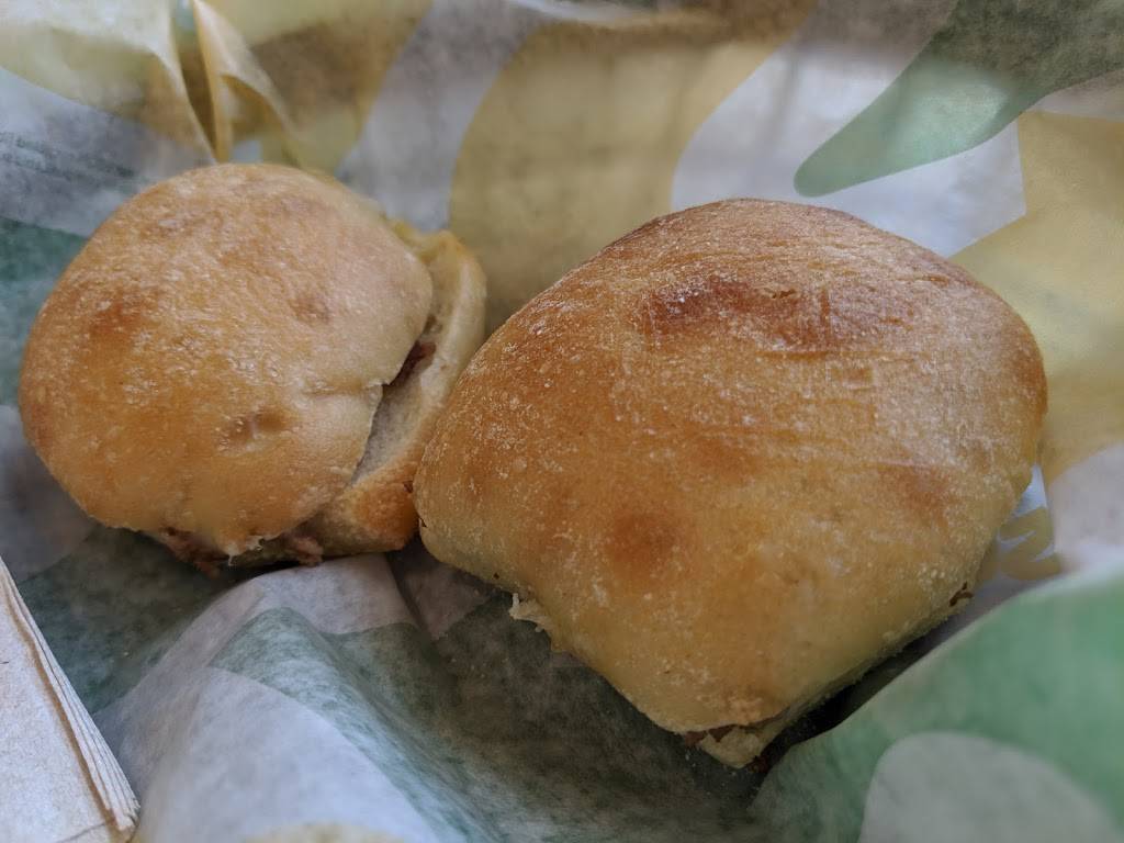 Subway | meal takeaway | 7080 NE Cornell Rd, Hillsboro, OR 97124, USA | 5036937202 OR +1 503-693-7202