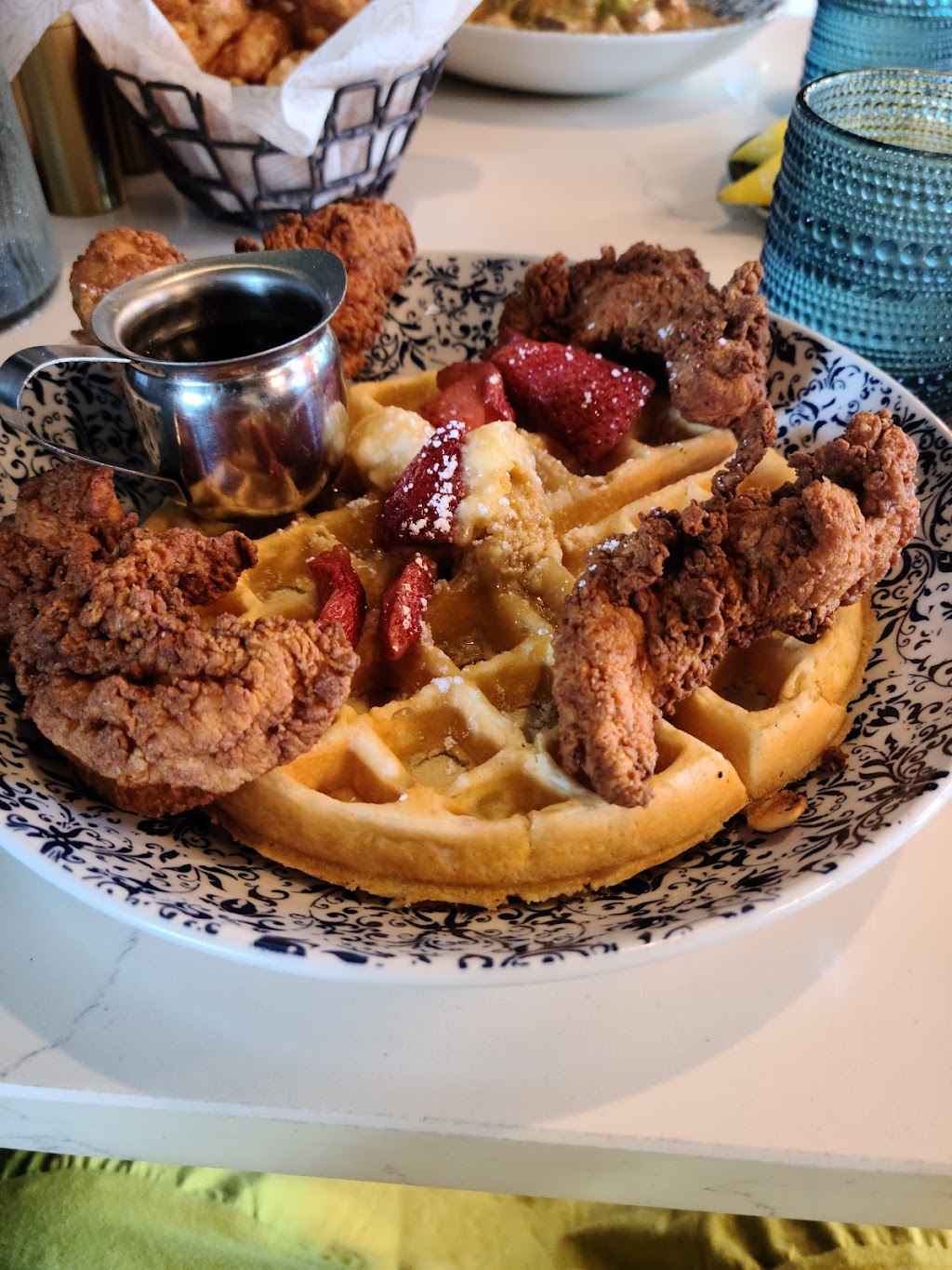 SoLou | restaurant | 7246 Perkins Rd, Baton Rouge, LA 70808, USA | 2252567070 OR +1 225-256-7070