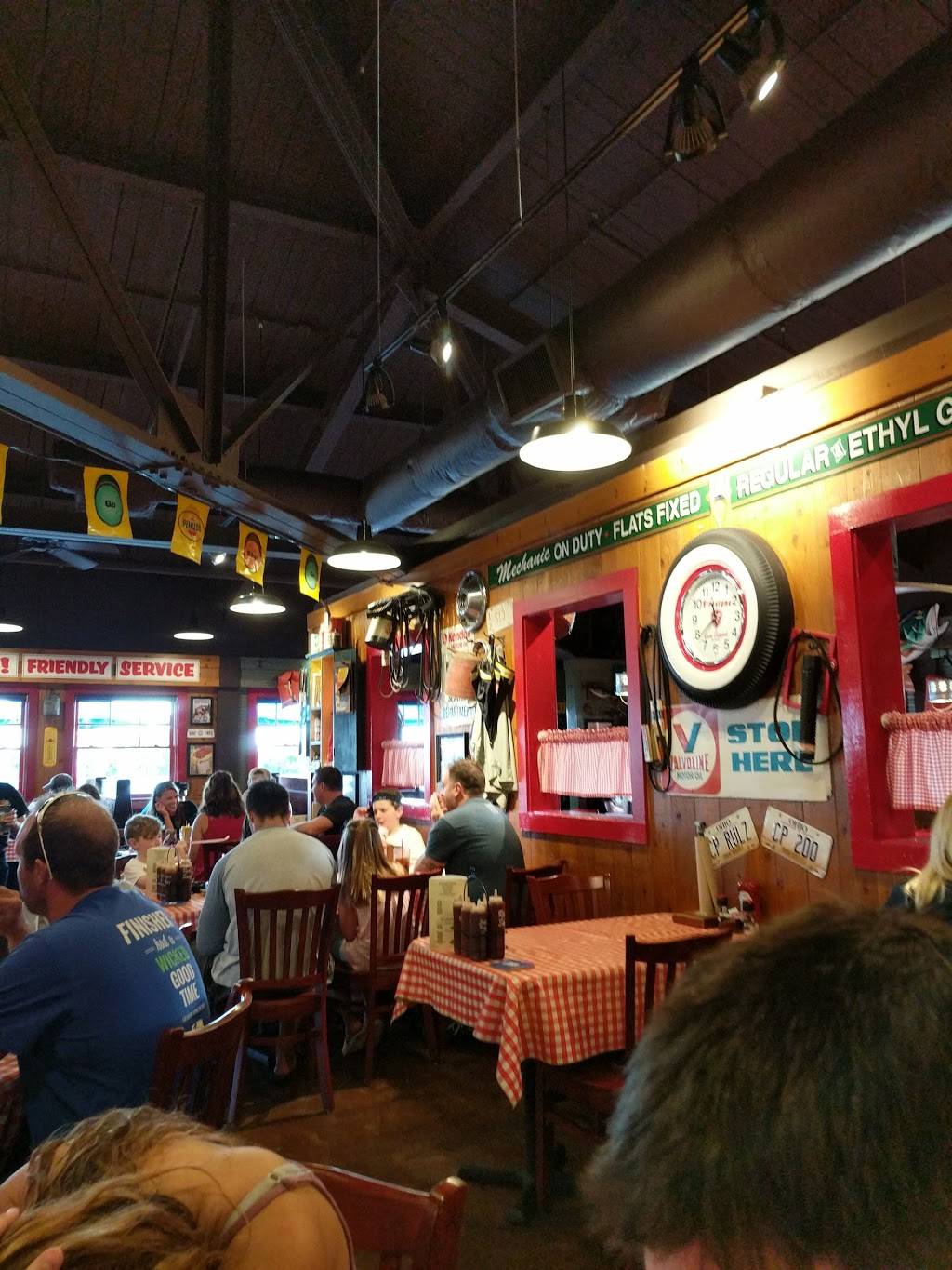 Famous Daves Bar-B-Que | restaurant | 1 Cedar Point Dr, Sandusky, OH 44870, USA | 4196092054 OR +1 419-609-2054