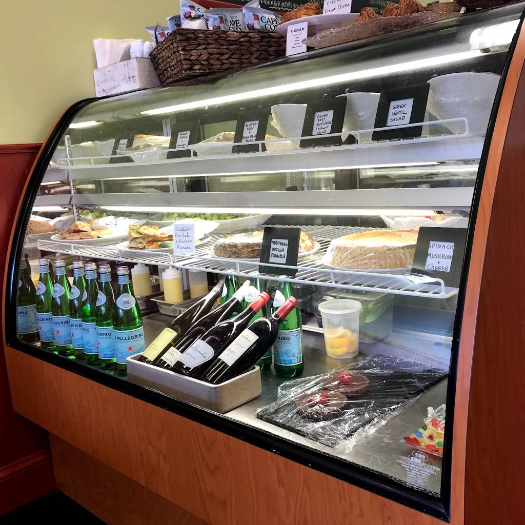 CLC Cafe @ Cushing Square | cafe | 442 Common St, Belmont, MA 02478, USA | 6174840425 OR +1 617-484-0425