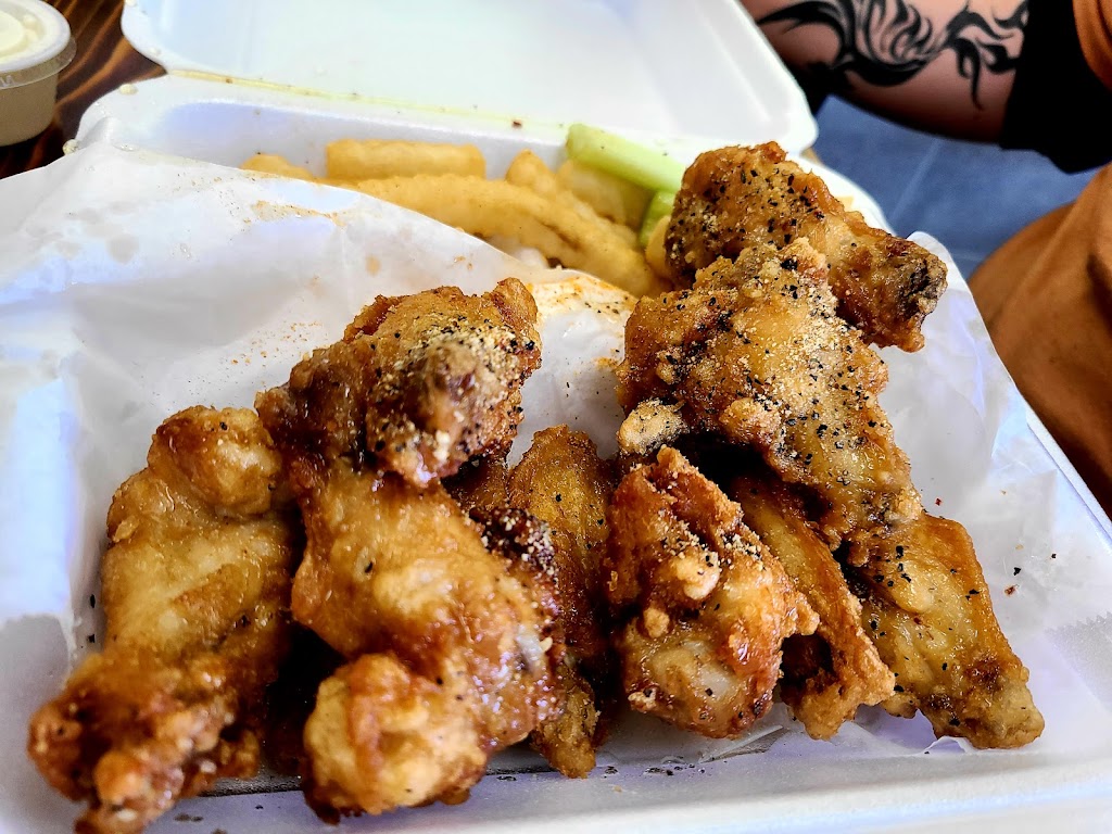 US wings & deli | restaurant | 10050 Two Notch Rd, Columbia, SC 29223, USA | 8039313926 OR +1 803-931-3926