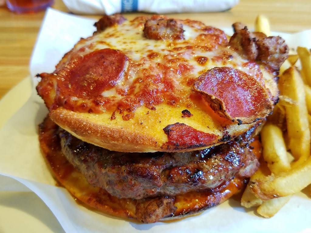 Old Chicago Pizza and Taproom | restaurant | 802 Gervais St #100, Columbia, SC 29201, USA | 8032523100 OR +1 803-252-3100