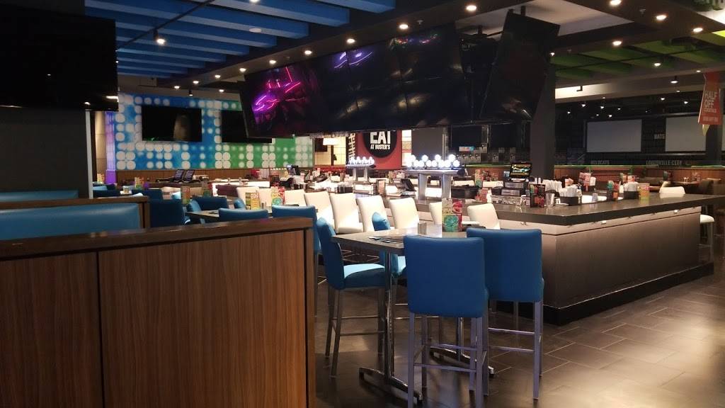 Dave & Busters | restaurant | 5000 Shelbyville Rd Ste D200, Louisville, KY 40207, USA | 5029630940 OR +1 502-963-0940