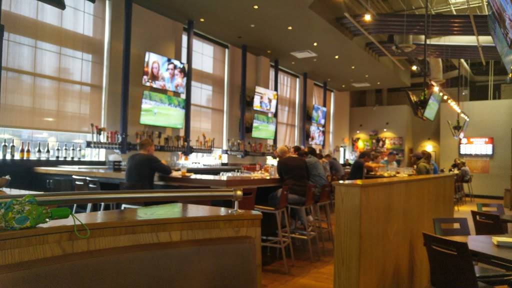 Taco Mac | restaurant | 3101 Cobb Pkwy SE Ste 210, Atlanta, GA 30339, USA | 6783855897 OR +1 678-385-5897