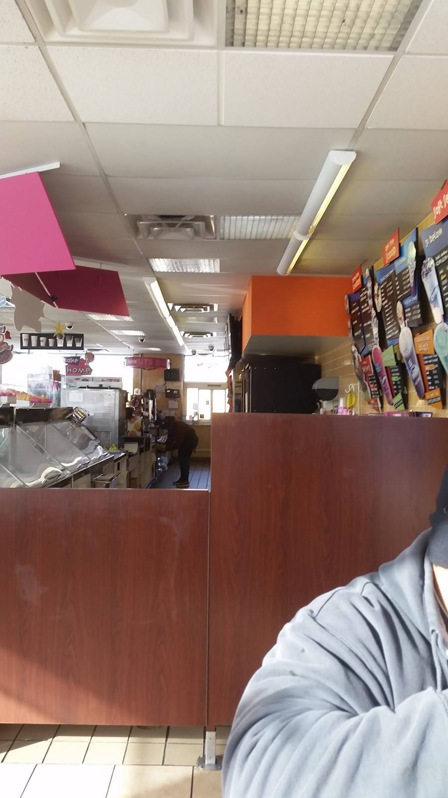 Dunkin Donuts | cafe | 1531 Indianapolis Blvd, Whiting, IN 46394, USA | 2196590232 OR +1 219-659-0232