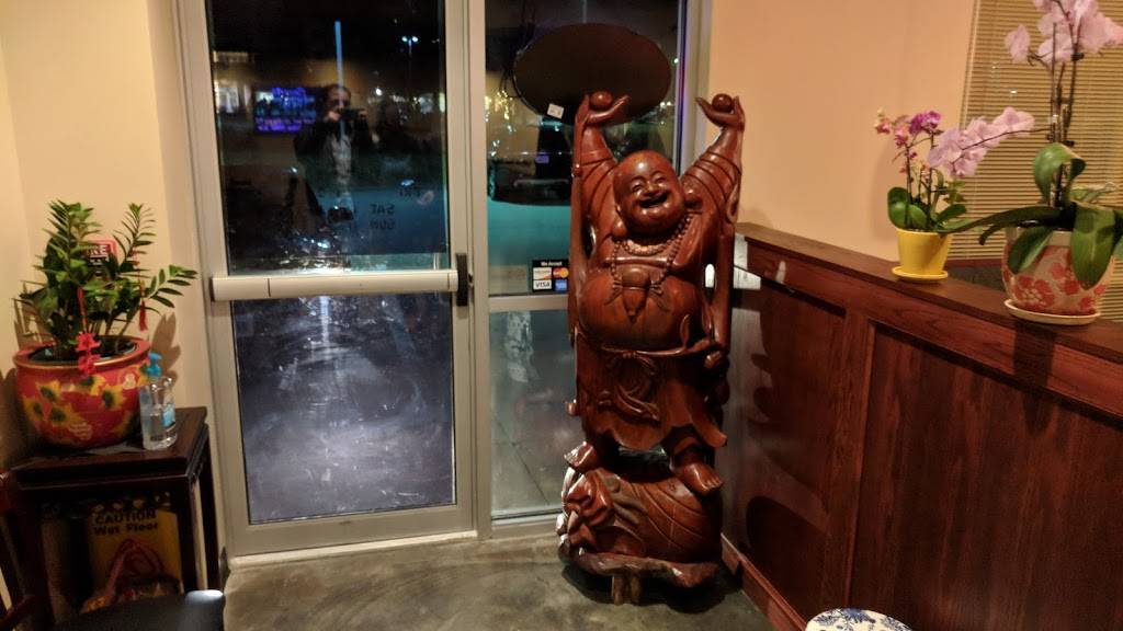 Mandarin Noodle House | restaurant | 8769 Northpark Dr, Johnston, IA 50131, USA | 5152513975 OR +1 515-251-3975