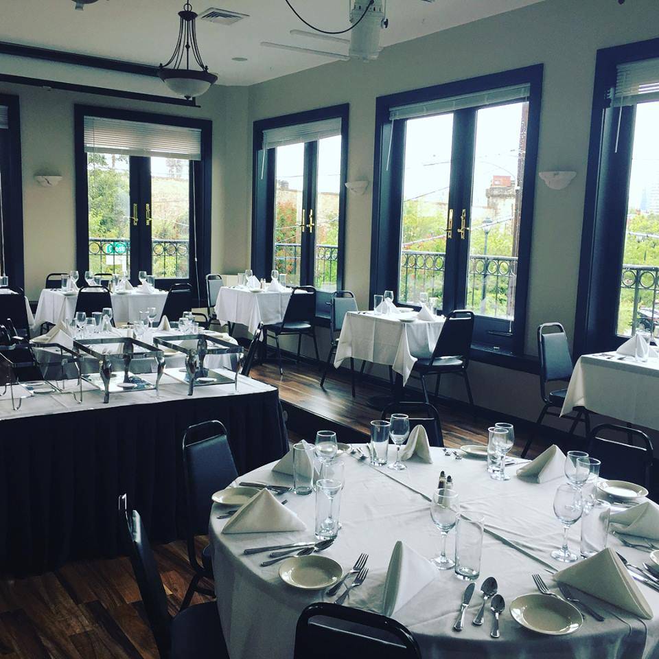 Frankie Anns Bar & Grill | restaurant | 741 N 23rd St, Philadelphia, PA 19130, USA | 2675198115 OR +1 267-519-8115