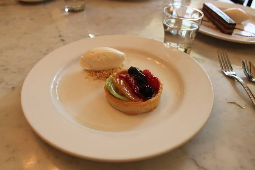 Bistrot La Minette | restaurant | 623 S 6th St, Philadelphia, PA 19147, USA | 2159258000 OR +1 215-925-8000