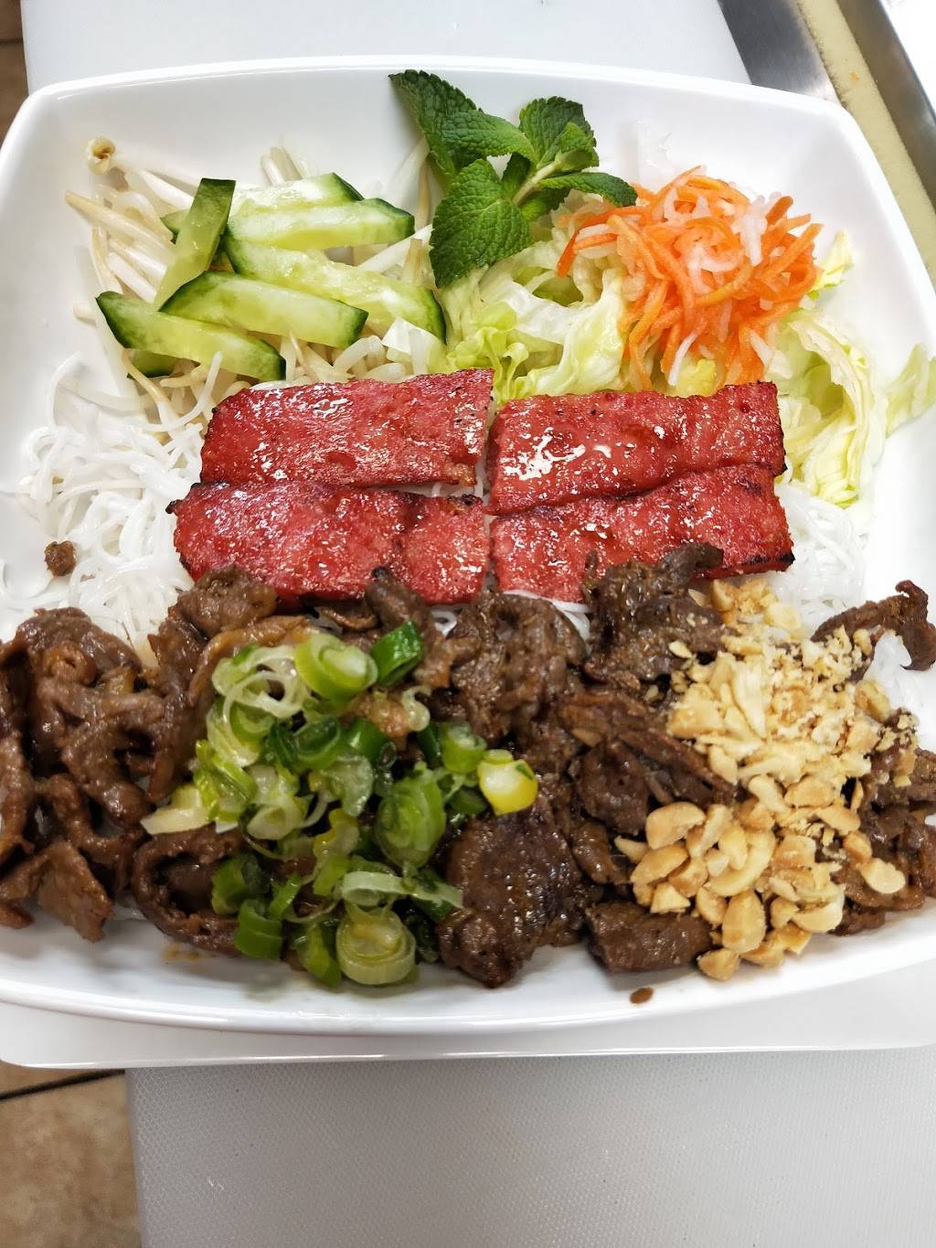 Pho Super 7 | restaurant | 11-5451 Hwy 7, Woodbridge, ON L4L 0B2, Canada | 9056058667 OR +1 905-605-8667