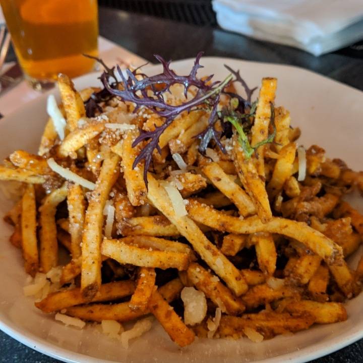 Rosewood Bar & Grill | restaurant | 28 S School St, Lodi, CA 95240, USA | 2093690470 OR +1 209-369-0470