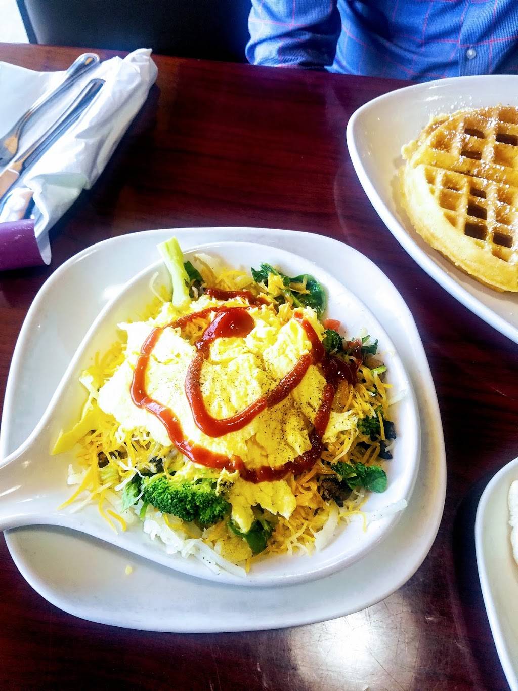 Starwood Cafe | restaurant | 26735 US-380 E, Aubrey, TX 76227, USA | 9723479511 OR +1 972-347-9511