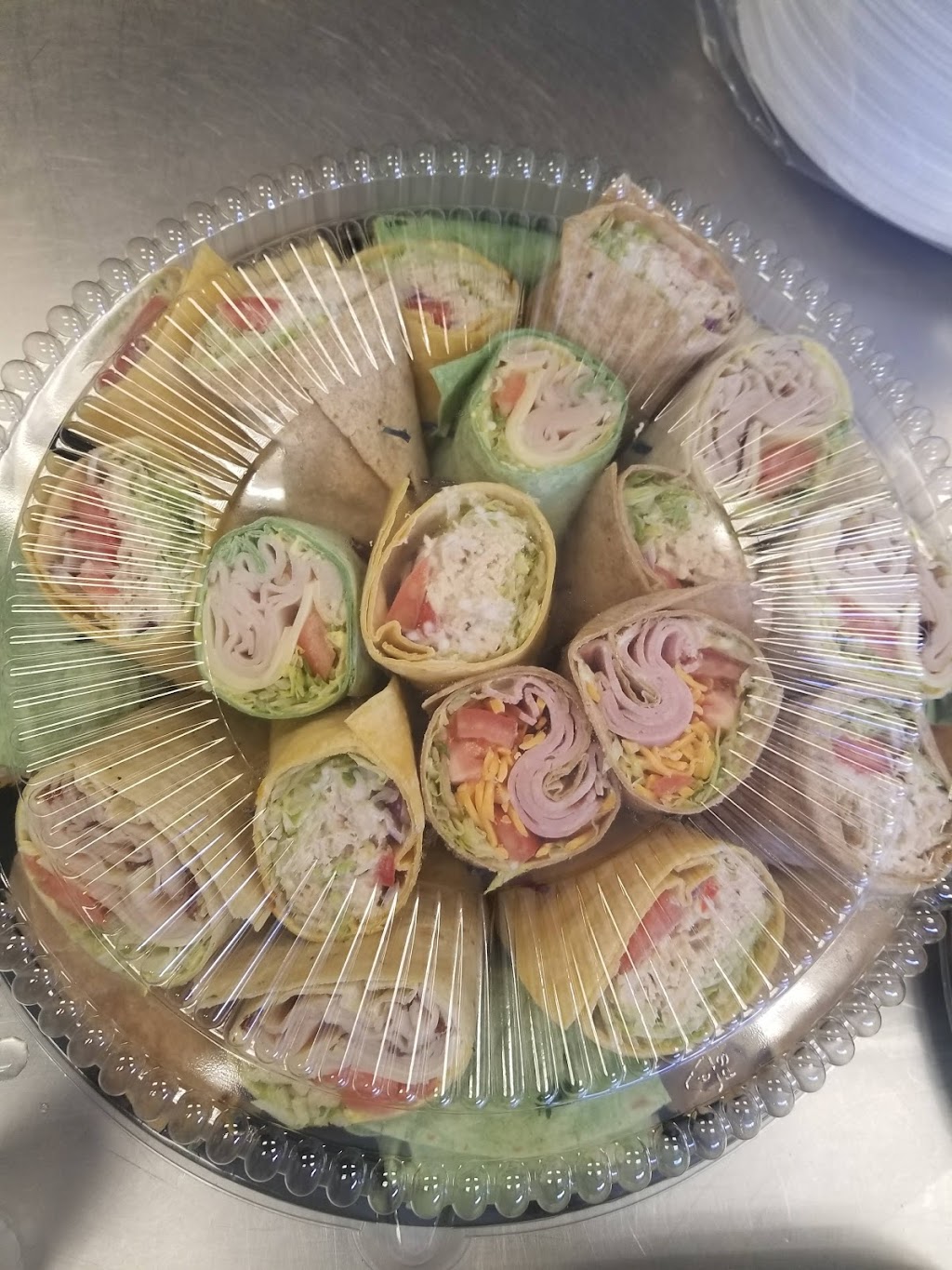 Graces Delicatessen West | restaurant | 7372 NW 72nd Ave, Miami, FL 33166, USA | 3058881550 OR +1 305-888-1550