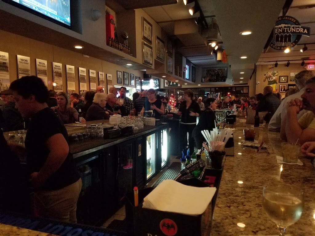 Redwood Inn | restaurant | 3230 Main St, Green Bay, WI 54311, USA | 9208636315 OR +1 920-863-6315