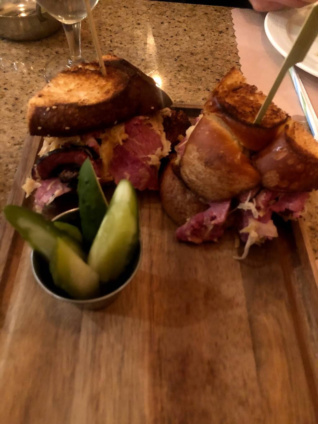 J Grill | restaurant | 1185 W Granada Blvd #5, Ormond Beach, FL 32174, USA | 3864922970 OR +1 386-492-2970