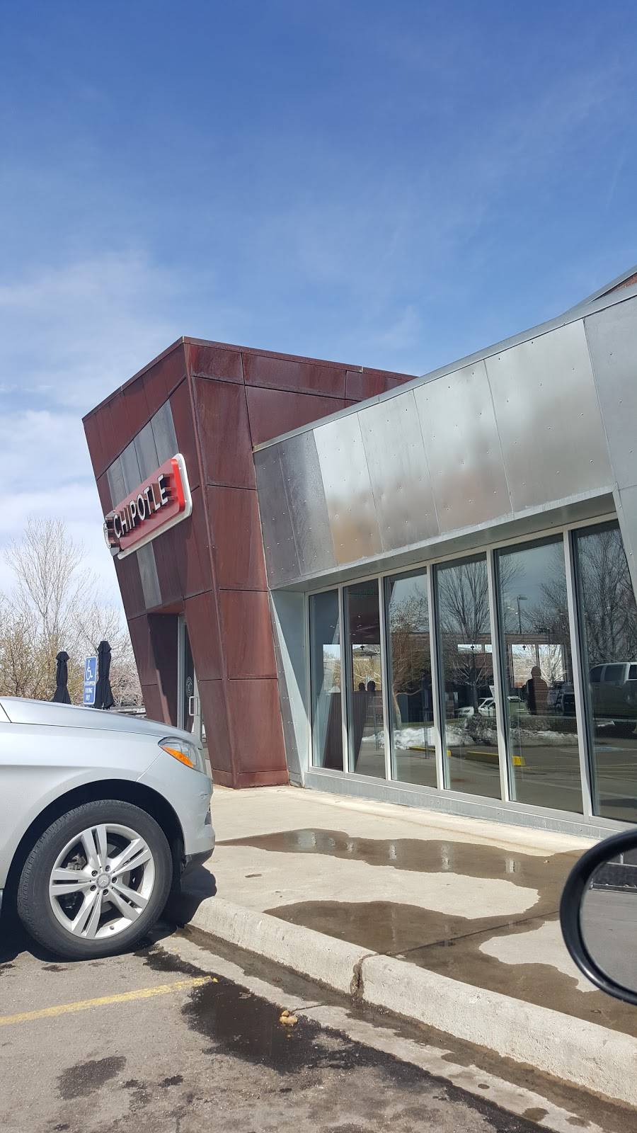 Chipotle Mexican Grill | restaurant | 2760 S Colorado Blvd unit m, Denver, CO 80222, USA | 3037580824 OR +1 303-758-0824