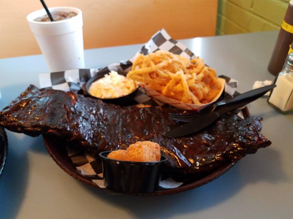 Beach bum bbq | restaurant | 9303 Buckley Hall Rd, Mathews, VA 23109, USA | 8047259996 OR +1 804-725-9996