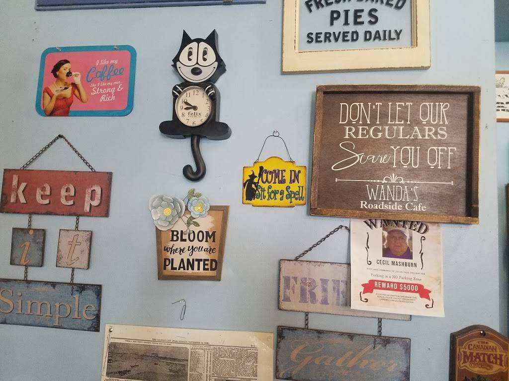 Wandas Roadside Cafe | cafe | 33080 W 83rd St, De Soto, KS 66018, USA | 9135865063 OR +1 913-586-5063