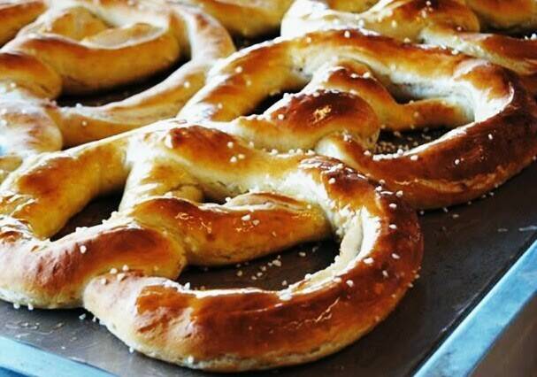 Bens Soft Pretzels | meal takeaway | 1208 E Brandon Blvd, Brandon, FL 33510, USA | 8136617691 OR +1 813-661-7691