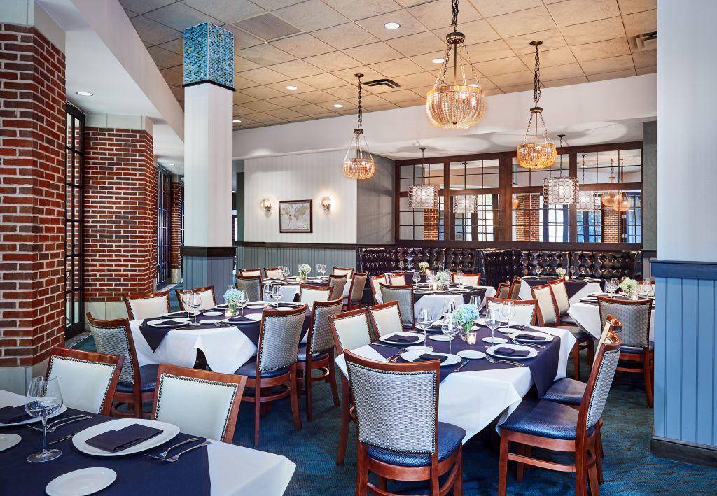 Mitchells Fish Market | restaurant | 28601 Chagrin Blvd, Woodmere, OH 44122, USA | 2167653474 OR +1 216-765-3474