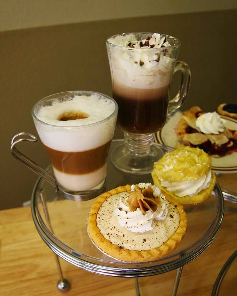 Mocha Joes Cafe - Bradenton | restaurant | 3633 Cortez Rd W, Bradenton, FL 34210, USA | 9417537094 OR +1 941-753-7094