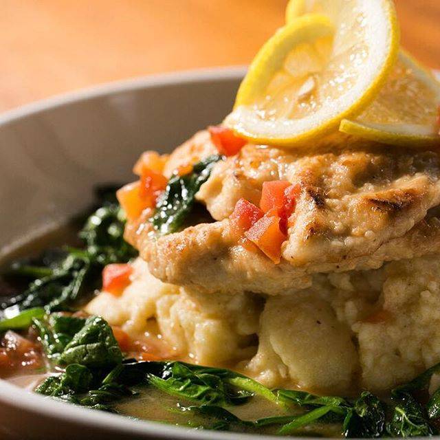 Diag Bar & Grill | restaurant | 2856 N Southport Ave, Chicago, IL 60657, USA | 7734048400 OR +1 773-404-8400