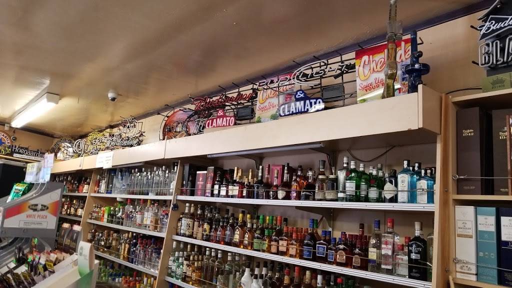Village Market Liquor | restaurant | 2713 W Olive Ave, Burbank, CA 91505, USA | 8188481858 OR +1 818-848-1858