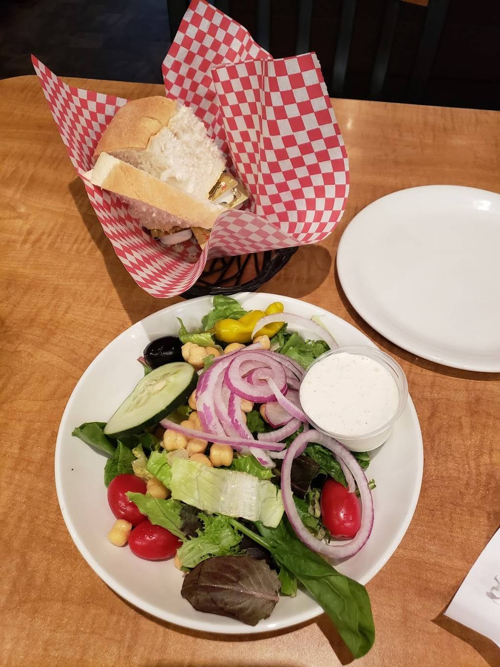 Armstrongs | restaurant | 1136 Thorn Run Rd, Coraopolis, PA 15108, USA | 4122629355 OR +1 412-262-9355