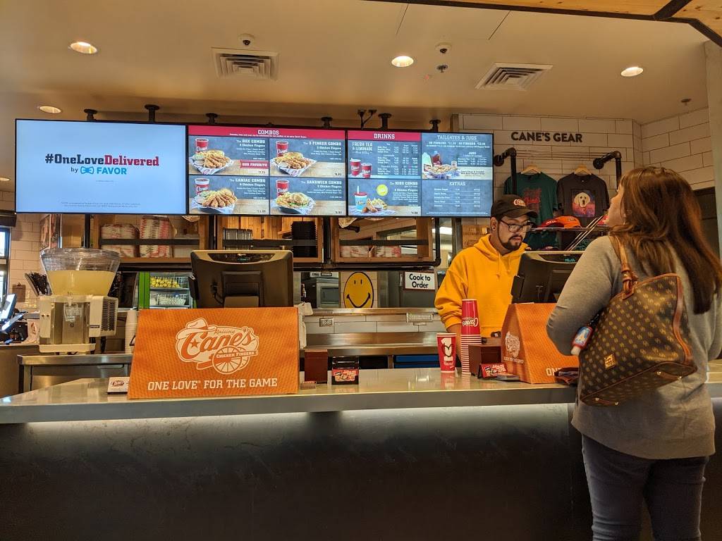 Raising Canes Chicken Fingers | meal takeaway | 261 University Oaks Blvd, Round Rock, TX 78665, USA | 5122556659 OR +1 512-255-6659
