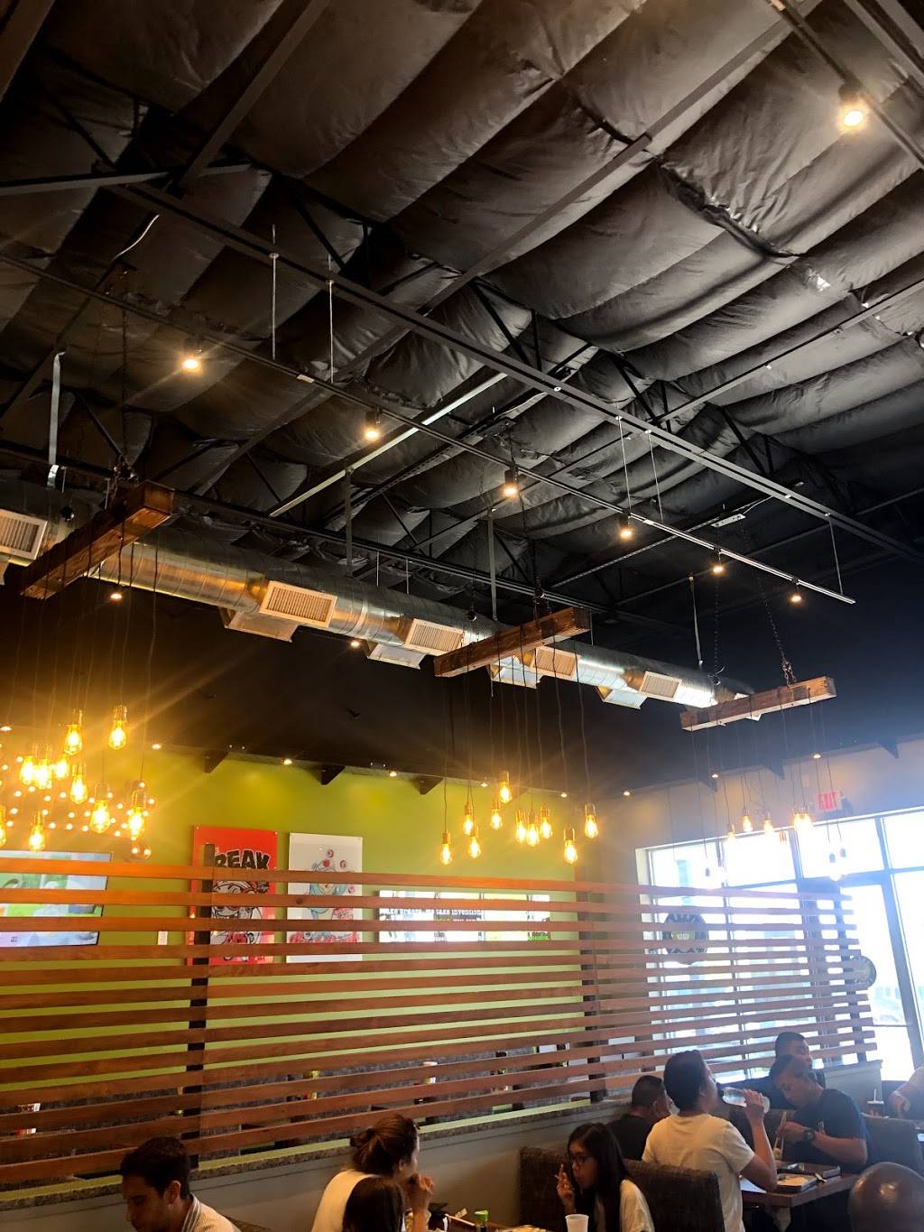 Sushi Freak | restaurant | 6450 N Desert Blvd f103, El Paso, TX 79912, USA | 9152090313 OR +1 915-209-0313