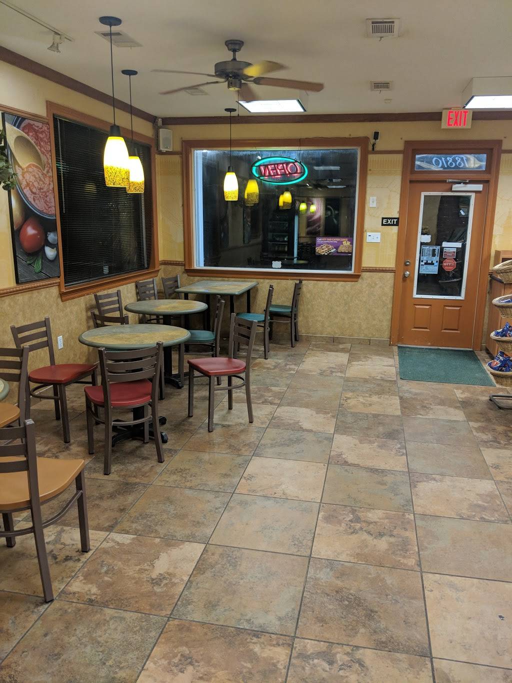 Subway | meal takeaway | 18810 LA-22, Maurepas, LA 70449, USA | 2256986659 OR +1 225-698-6659