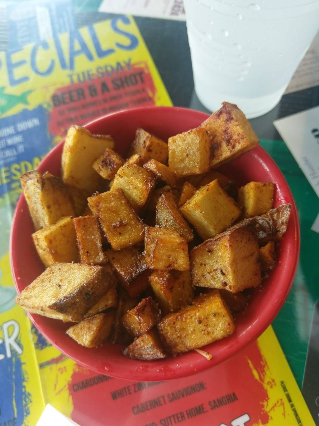 Fuzzys Taco | restaurant | 480 W E Southlake Blvd Suite 101, Southlake, TX 76092, USA | 8174882500 OR +1 817-488-2500