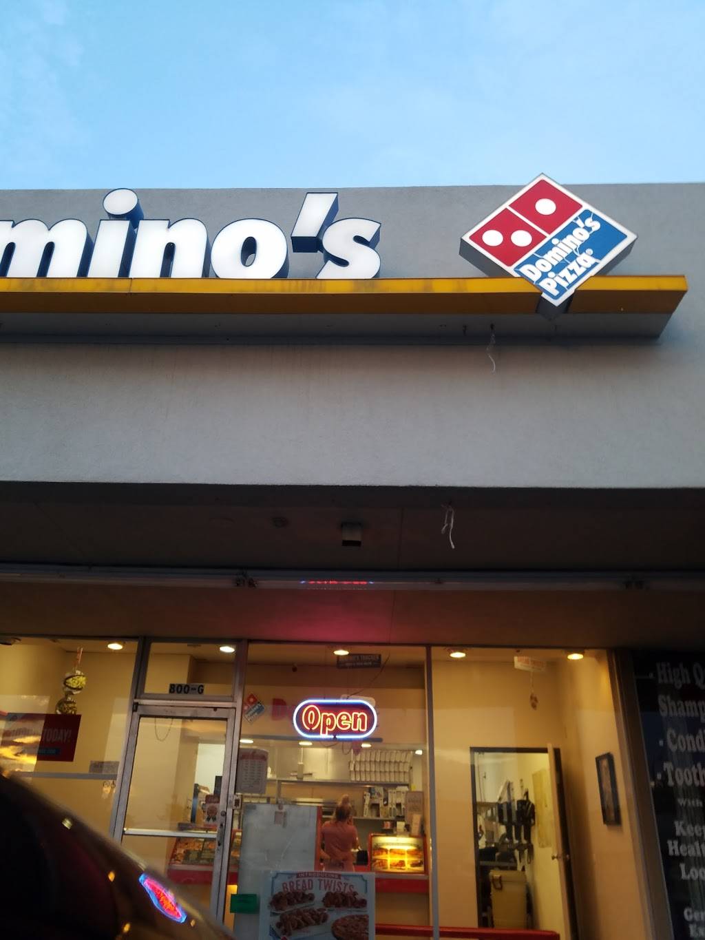 Dominos Pizza | meal delivery | 800 Juan Tabo Blvd NE, Albuquerque, NM 87123, USA | 5052910555 OR +1 505-291-0555