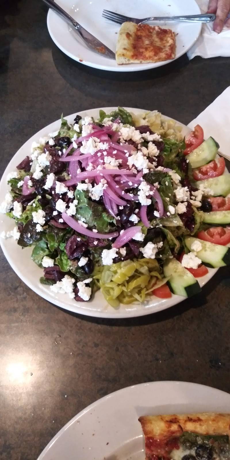 Mezza Luna Pizzeria | restaurant | 2776 Shadowview, Eugene, OR 97408, USA | 5417432999 OR +1 541-743-2999