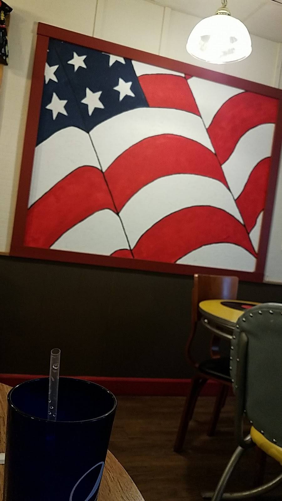 Bows Diner | restaurant | Scottville, MI 49454, USA | 2317579840 OR +1 231-757-9840