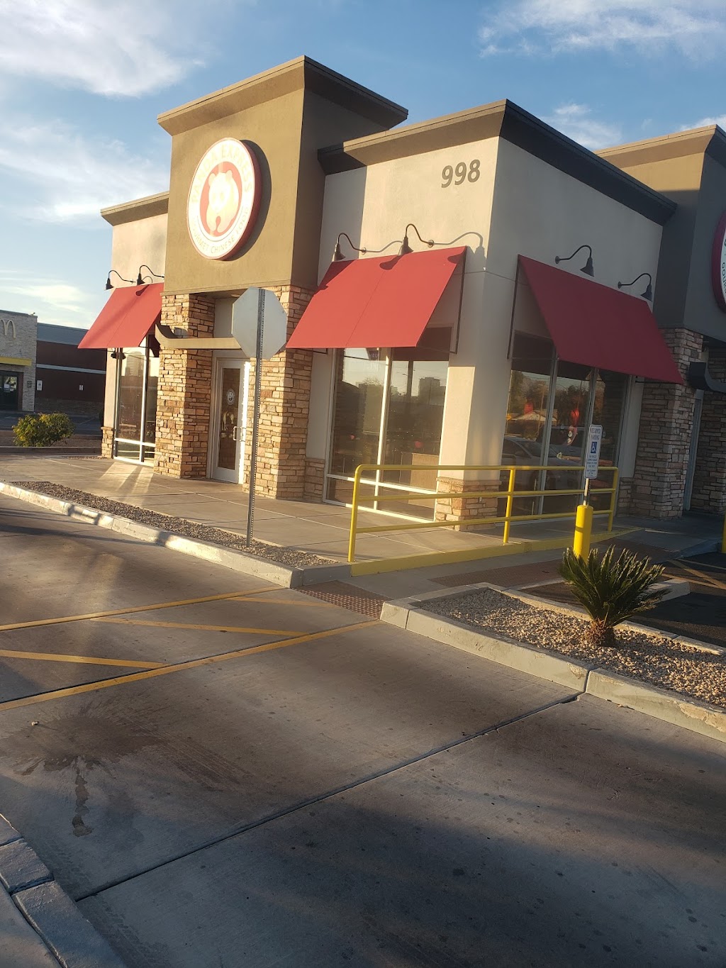 Panda Express | restaurant | 998 E Indian School Rd, Phoenix, AZ 85014, USA | 6022796688 OR +1 602-279-6688