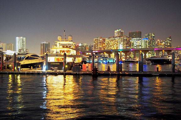 Island Gardens | restaurant | 888 MacArthur Causeway, Miami, FL 33132, USA | 3055313747 OR +1 305-531-3747