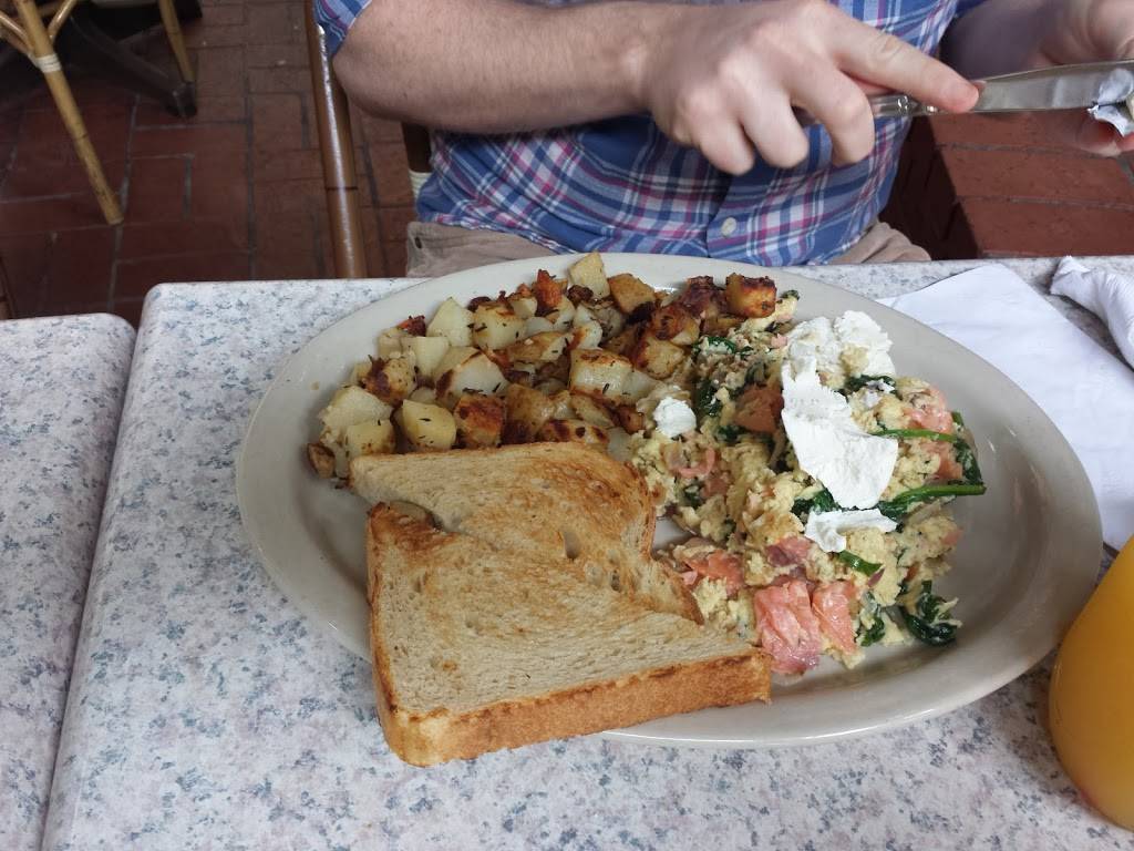 Savor open kitchen | restaurant | 3913 24th St, San Francisco, CA 94114, USA | 4152820344 OR +1 415-282-0344