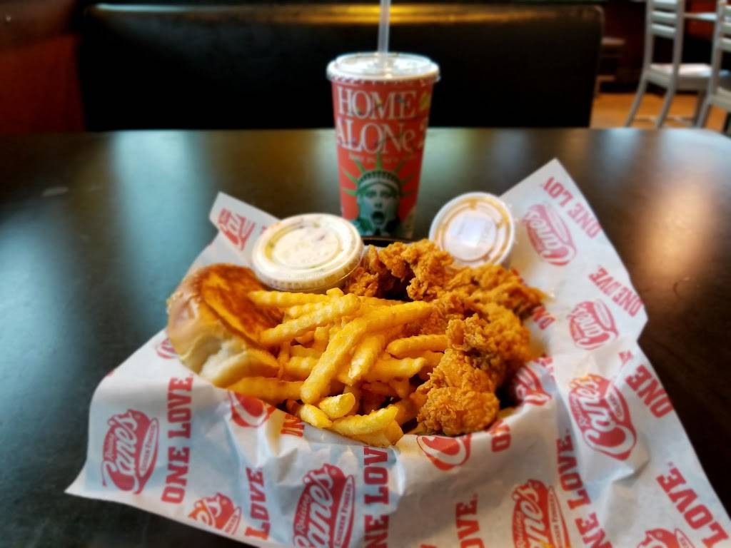 Raising Canes Chicken Fingers | meal takeaway | 6015 Hwy 6 N, Houston, TX 77084, USA | 2813451605 OR +1 281-345-1605
